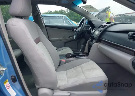 2012 Toyota Camry Xle z USA, uszkodzony, nr VIN 4T4BF1FK7CR177651